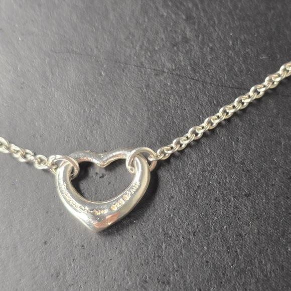 Tiffany & Co. Sterling Heart Link Bracelet - Silver - Picture 5 of 6